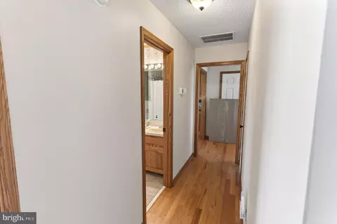 Entry Way - 30077 Fire Tower Rd, Laurel, DE 19956 photo 12 of 12