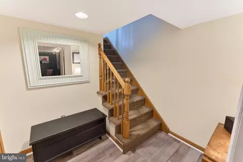 Entry Way - 30077 Fire Tower Rd, Laurel, DE 19956 photo 7 of 12
