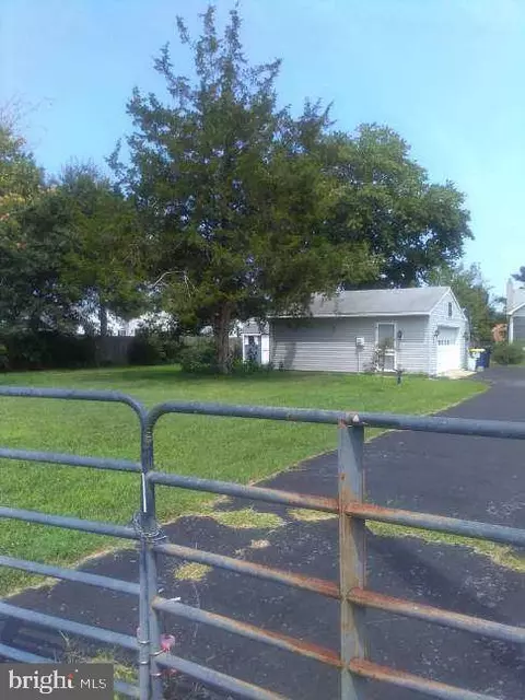 308 Franklin St, Georgetown, DE 19947 photo 2