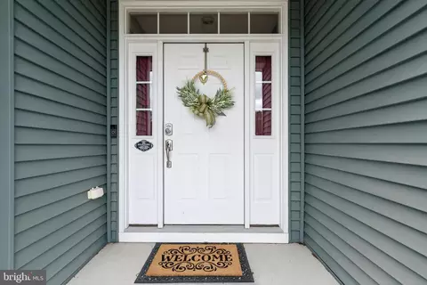Entry Way - 24594 Hollytree Cir, Georgetown, DE 19947 photo 17 of 17