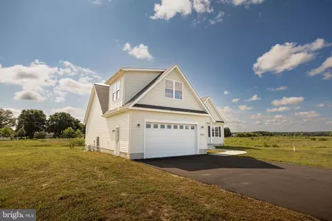 Exterior - 29127 Contessa Ct, Laurel, DE 19956 photo 4 of 9