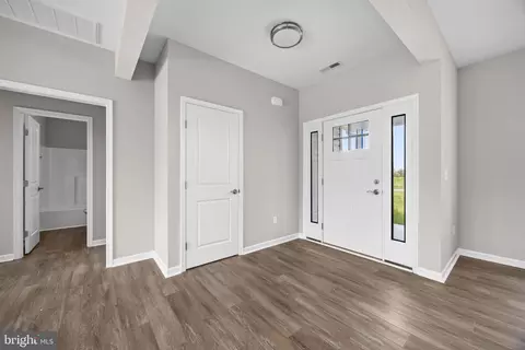 Entry Way - 29127 Contessa Ct, Laurel, DE 19956 photo 1 of 17