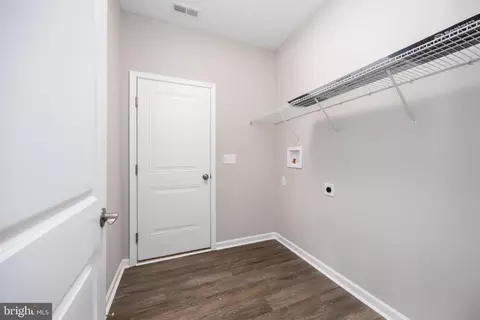 Entry Way - 29127 Contessa Ct, Laurel, DE 19956 photo 11 of 17