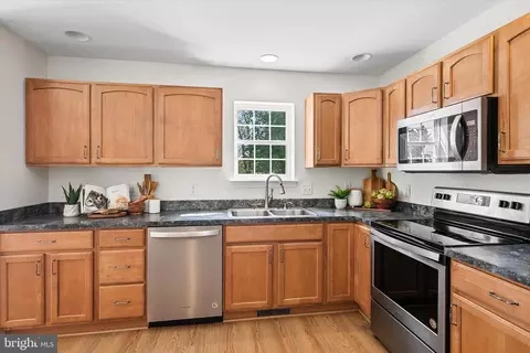 Kitchen - 305 Baywinds Ct, Dagsboro, DE 19939 photo 2 of 2