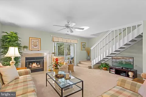 Living - 826 Beach Haven Dr #B, Bethany Beach, DE 19930 photo 2 of 3
