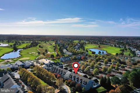 8 Village Green Dr, Ocean View, DE 19970