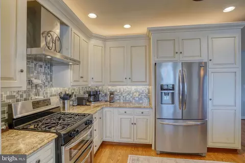 Kitchen - 119 E Side Dr, Rehoboth Beach, DE 19971 photo 6 of 6