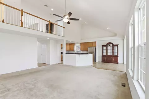 Living - 38 Fairway Dr, Ocean View, DE 19970 photo 3 of 4