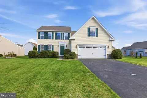 Exterior - 38 Fairway Dr, Ocean View, DE 19970 photo 3 of 5