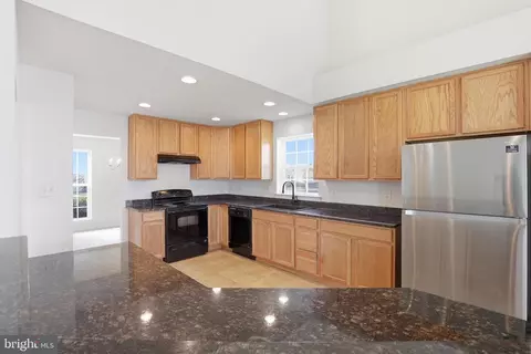 Kitchen - 38 Fairway Dr, Ocean View, DE 19970 photo 4 of 5