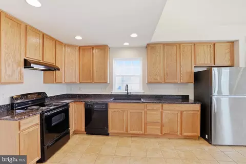Kitchen - 38 Fairway Dr, Ocean View, DE 19970 photo 3 of 5