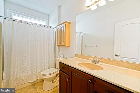 Bath - 35223 Seaport Loop, Lewes, DE 19958 photo 3 of 3