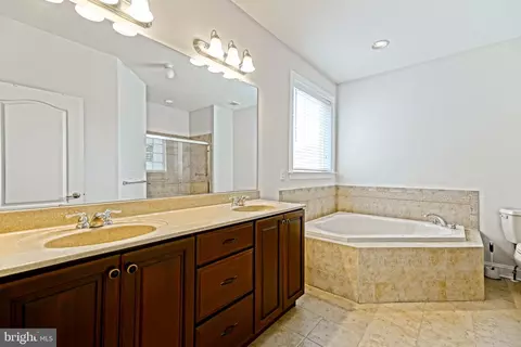 Bath - 35223 Seaport Loop, Lewes, DE 19958 photo 1 of 3
