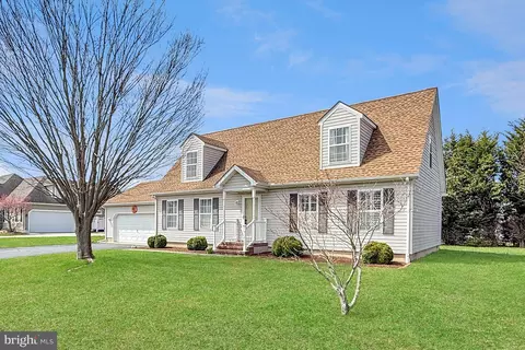 214 Marina Dr, Lewes, DE 19958