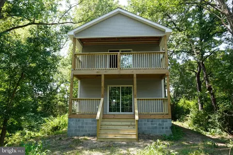 1115 W 6th St, Laurel, DE 19956