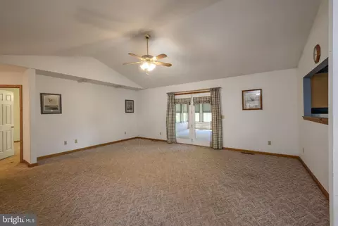 Living - 28878 Walker Rd, Milton, DE 19968 photo 3 of 3