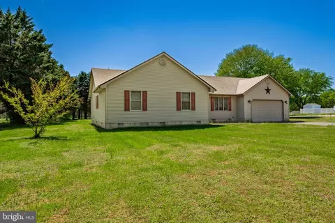 Exterior - 28878 Walker Rd, Milton, DE 19968 photo 2 of 3
