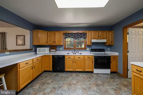 Kitchen - 28878 Walker Rd, Milton, DE 19968 photo 1 of 2