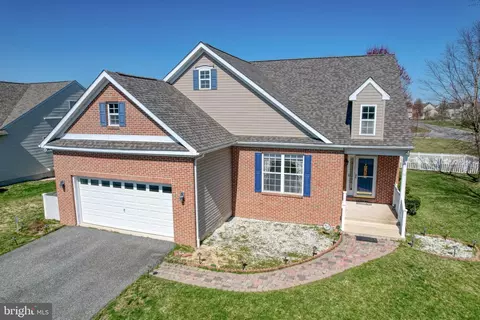 2 W Bullrush Dr, Milford, DE 19963