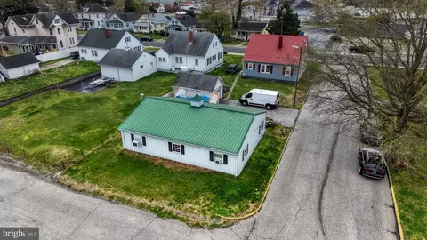 View/Area - 128 Brooklyn Ave, Laurel, DE 19956 photo 1 of 4