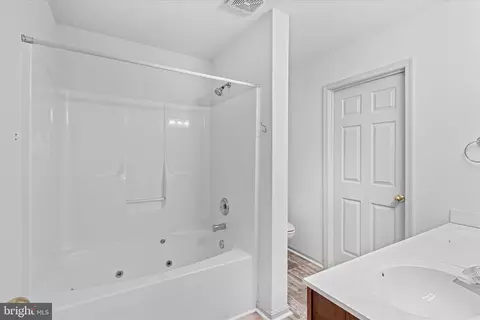 100 Mill Pond Dr #6, Laurel, DE 19956 photo 33