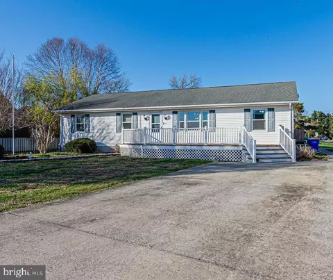 37725 E Pond Cir, Selbyville, DE 19975