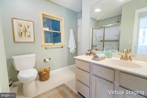 Bath - 208 Pond View Dr, Bethany Beach, DE 19930 photo 3 of 8