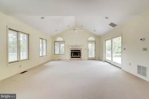 Living - 208 Pond View Dr, Bethany Beach, DE 19930 photo 2 of 8