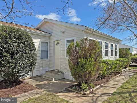 21776 E St #E-11, Rehoboth Beach, DE 19971 photo 28