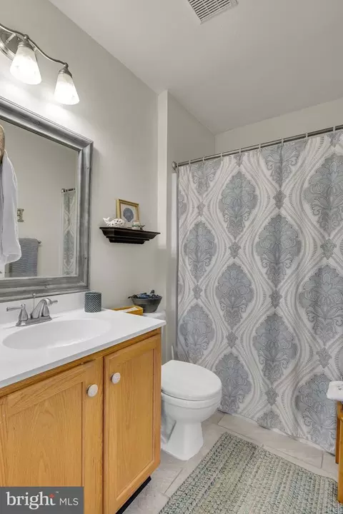 Bath - 33525 Weshampton Ln, Ocean View, DE 19970 photo 3 of 3