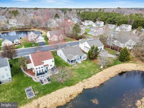 View/Area - 33525 Weshampton Ln, Ocean View, DE 19970 photo 7 of 12