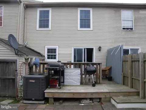Exterior - 28 W North St, Georgetown, DE 19947 photo 2 of 2