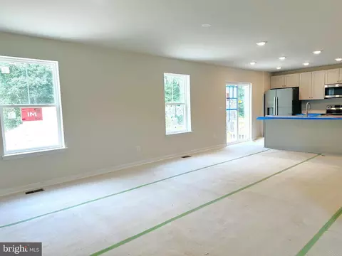 Living - 715 R Wilson Loop #HOME 37, Georgetown, DE 19947 photo 1 of 2