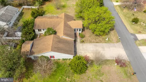 View/Area - 405 Serrill Ave, Ocean View, DE 19970 photo 5 of 15