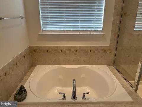 Bath - 31758 Chablis Ln, Lewes, DE 19958 photo 3 of 6