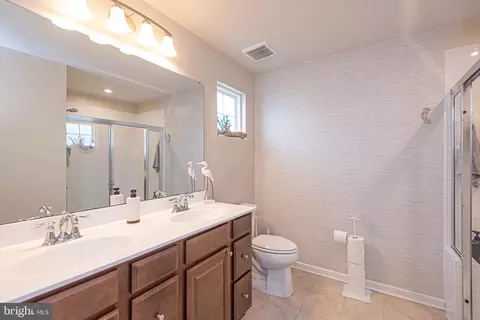 Bath - 33186 Ogre Dr, Ocean View, DE 19970 photo 2 of 4