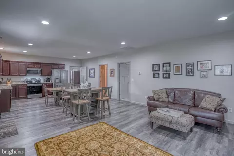 Entry Way - 10463 Beach Hwy, Greenwood, DE 19950 photo 5 of 7