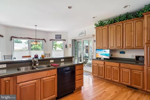 Kitchen - 34741 Timber Ct, Dagsboro, DE 19939 photo 5 of 5