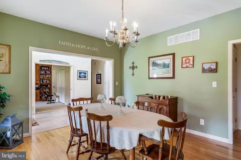 Dining - 34741 Timber Ct, Dagsboro, DE 19939 photo 4 of 4