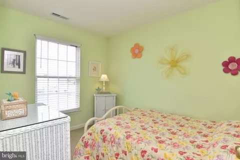 Bedroom - 15 John Hall Dr, Ocean View, DE 19970 photo 9 of 9