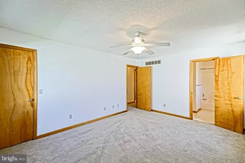 Bedroom - 7 N Atlantic Dr, Lewes, DE 19958 photo 3 of 6
