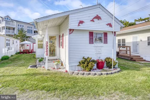 39968 N Croppers Cir, Fenwick Island, DE 19944