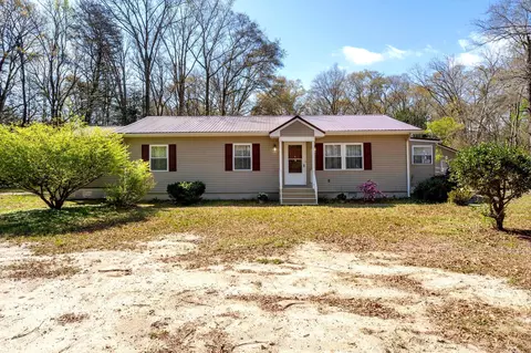 4 Kawan Dr, Georgetown, DE 19947