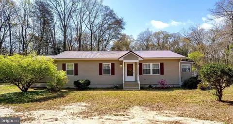 4 Kawan Dr, Georgetown, DE 19947
