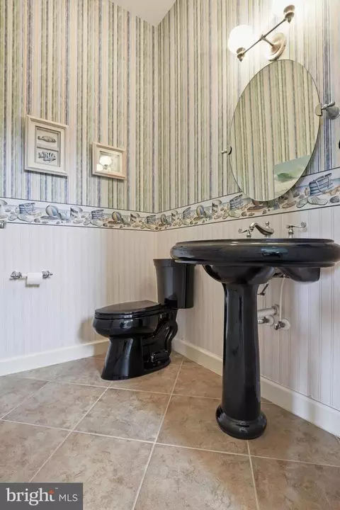 Bath - 846 Glen Dr, Bethany Beach, DE 19930 photo 1 of 1