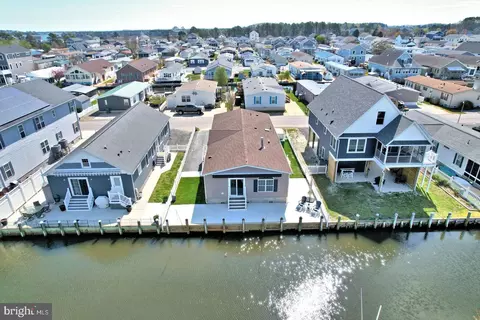 37043 Blue Bill Dr, Selbyville, DE 19975