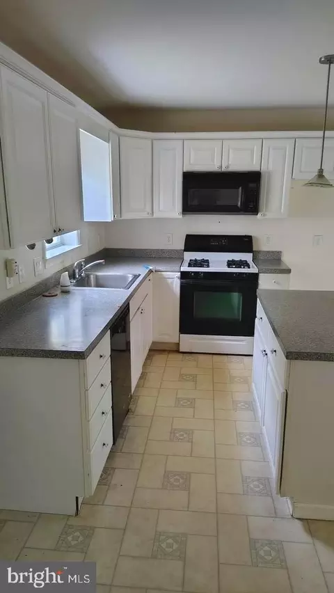 Kitchen - 16938 Jays Way, Milton, DE 19968 photo 1 of 2