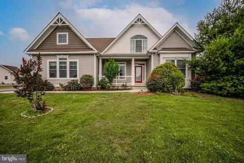 24840 Mistletoe Dr, Georgetown, DE 19947