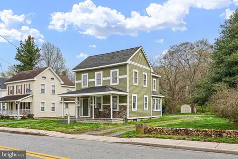 211 S Main St, Bridgeville, DE 19933