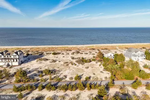 2100 N Bay Shore Dr, Milton, DE 19968